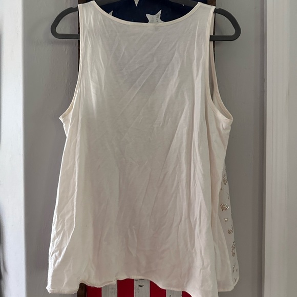 Jennifer Lopez gold beaded top - Picture 3 of 5